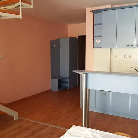 شقة Apartment Hotel Central