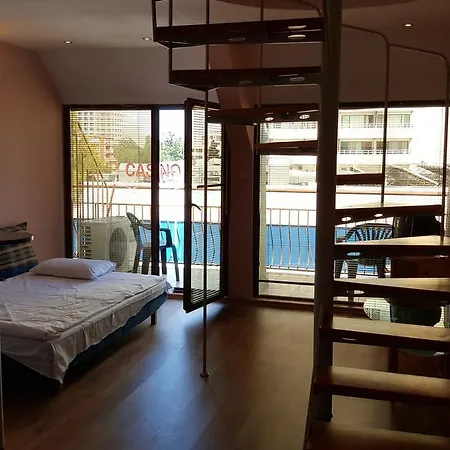 Apartment Hotel Central شقة